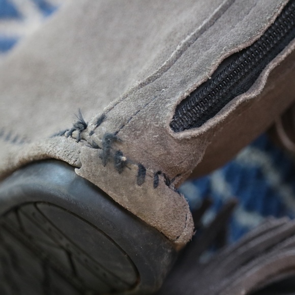 Minnetonka Grey Ankle Boot - Picture 7 of 8